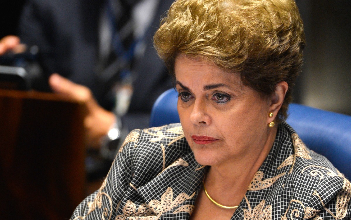 Dilma Rousseff é internada em Porto Alegre após mal-estar