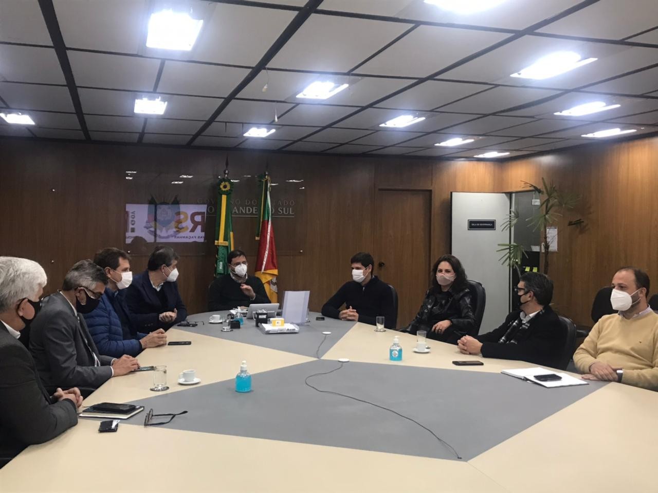 Reunião apresenta o Porto do Rio Grande e áreas de desenvolvimento do RS a investidores de Santa Catarina