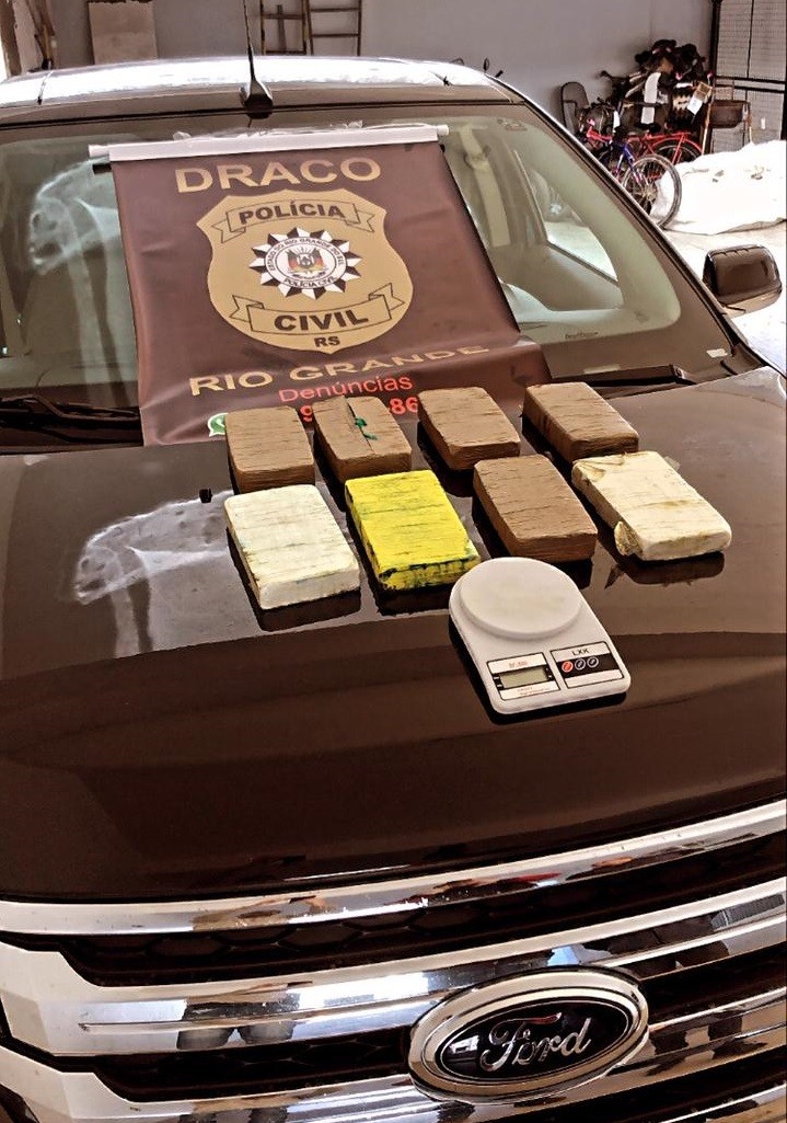 Polícia Civil prende três homens por tráfico de drogas e associação para o tráfico em Rio Grande