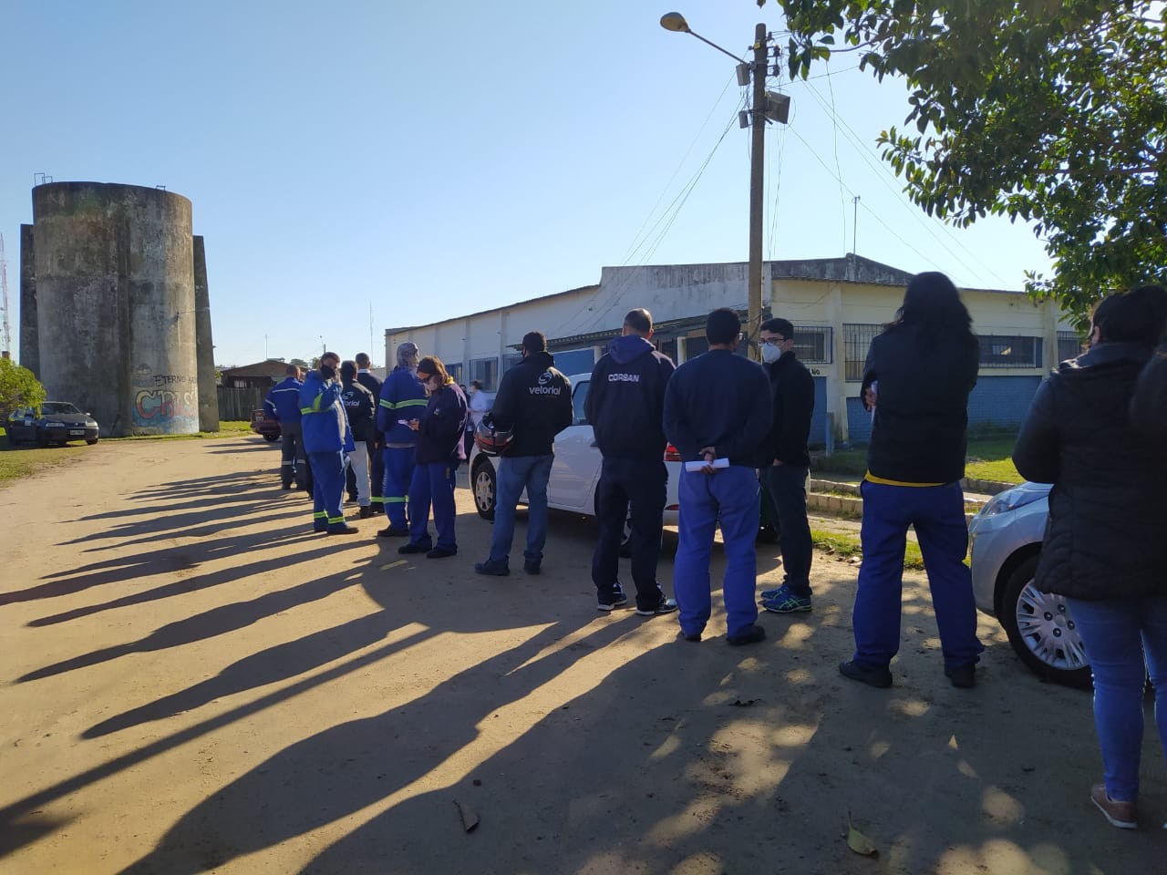 Prefeitura amplia grupos prioritários e vacina radialistas e jornalistas em Rio Grande