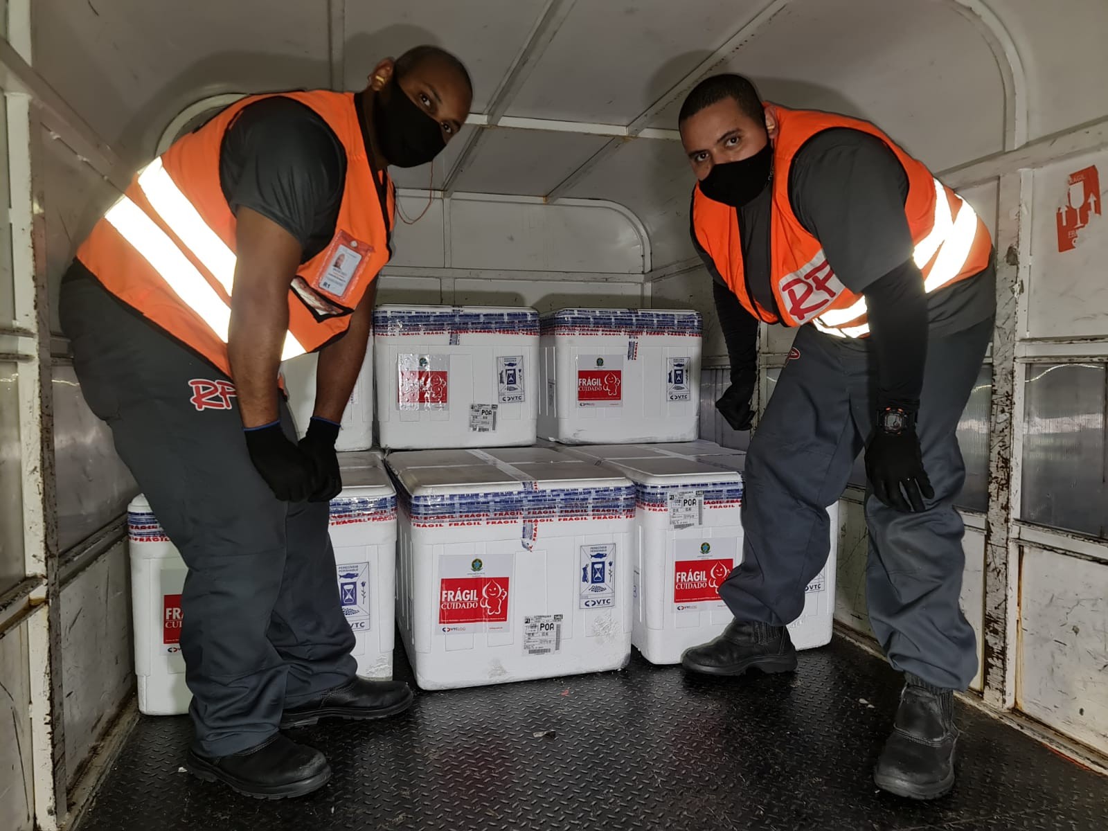 Rio Grande recebe 10.295 doses de vacinas Oxford/AstraZeneca nesta sexta-feira (16)
