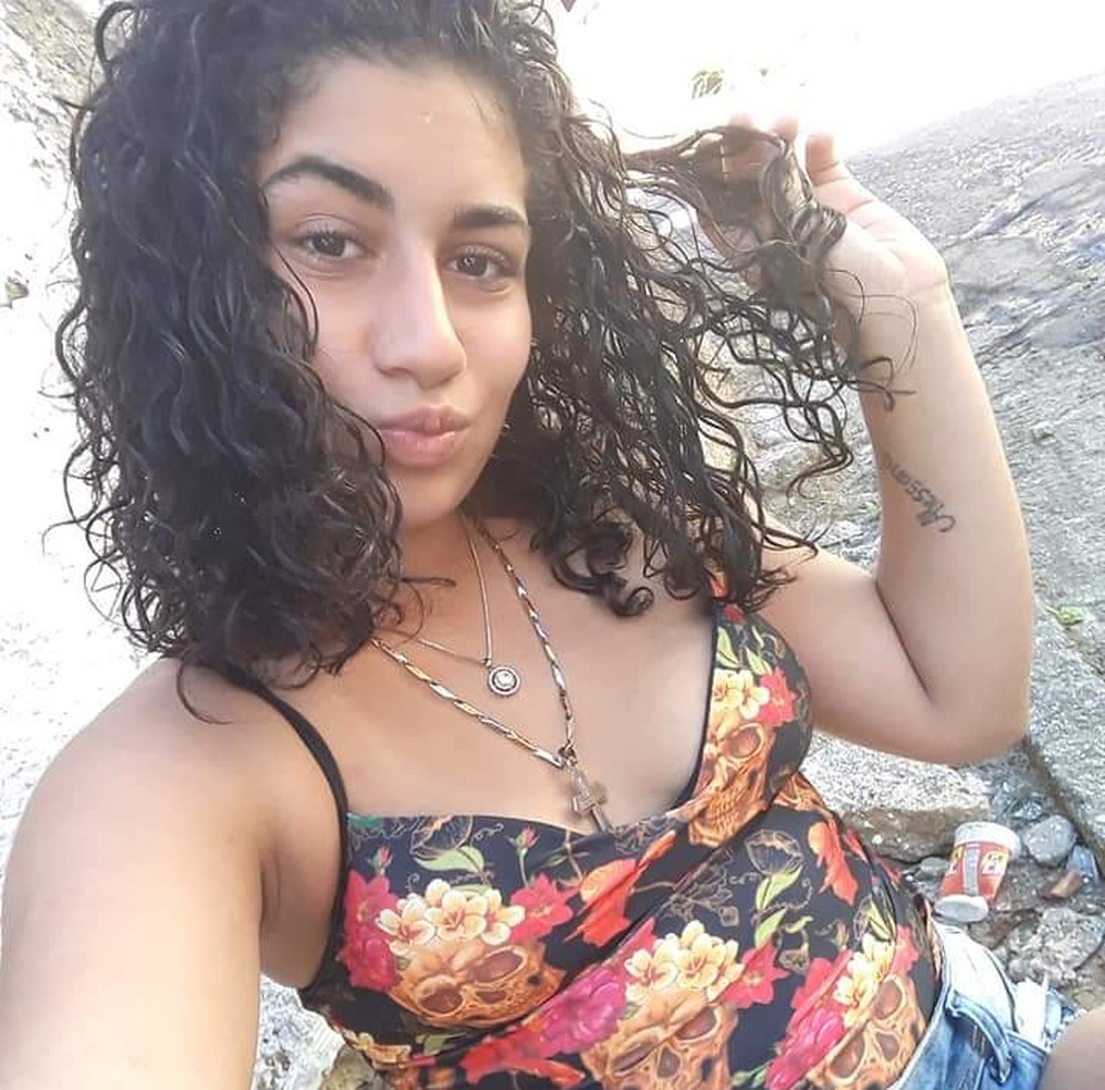 Chefe de tráfico do RJ,  Hello Kitty, é morta a tiros aos 21 anos