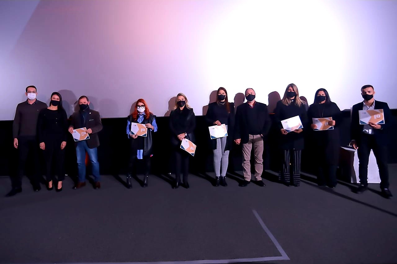 CDL realiza cerimônia Décadas em homenagem ao Dia do Comerciante