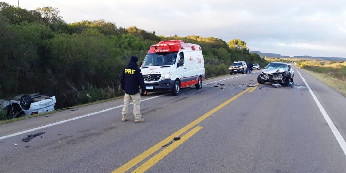 Acidente deixa dois mortos e dois feridos na BR-153, em Bagé 