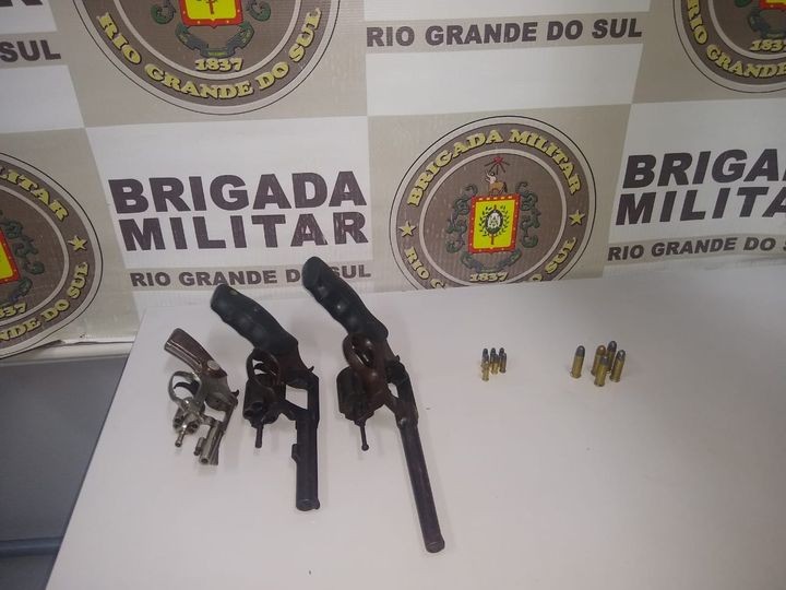 Homem é preso em Rio Grande por porte ilegal de arma de fogo