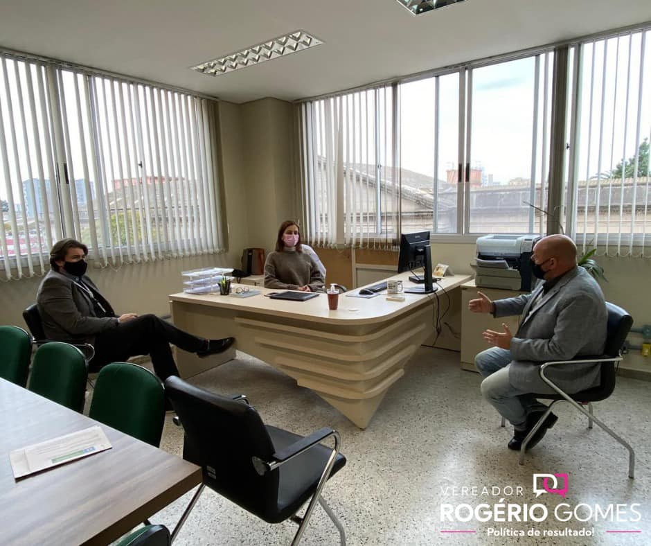 Vereador Rogério Gomes (Cidadania) e direção do HU-Furg se reúnem para discutir criação de centro especializado no atendimento de pessoas com sobrepeso