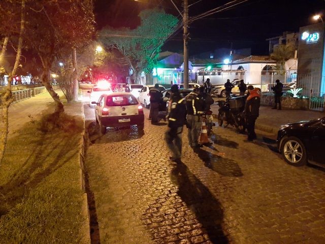 Mais de 170 veículos foram abordados no Canalete durante o final de semana