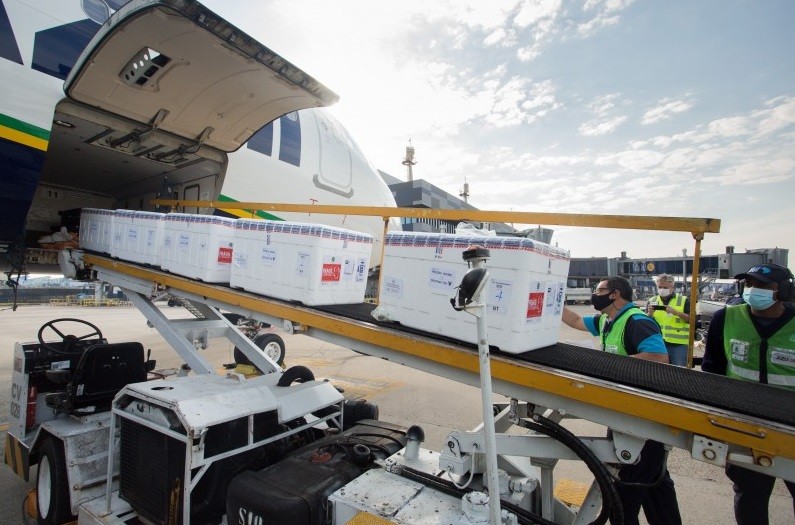 Rio Grande recebe 3.084 doses de vacinas contra a Covid-19 na quarta-feira (11)