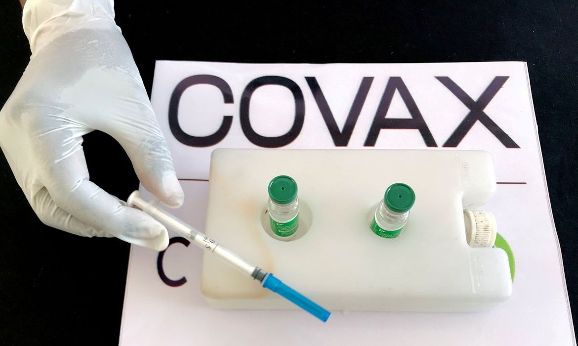 Brasil recebe mais de 1 milhão de doses de vacinas contra a Covid-19 via Covax Facility 