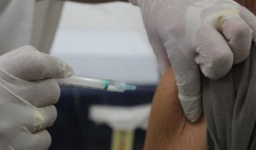 Saúde segue vacinando contra a gripe H1N1 no Largo Dr. Pio
