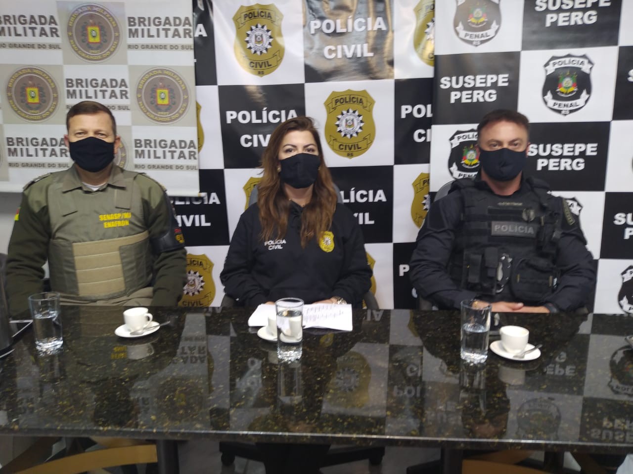 Operação contra furto de fios e hidrômetros em RG tem apreensões e pelo menos três presos; confira os vídeos