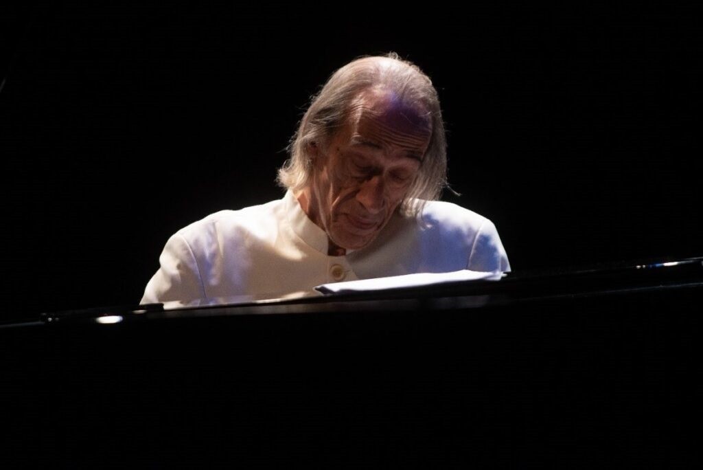 Morre, aos 76 anos, o pianista João Carlos Assis Brasil