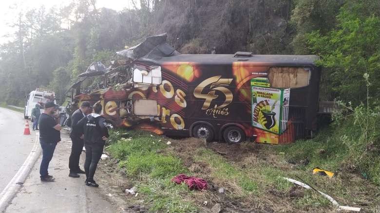 Vocalista da banda Garotos de Ouro morre em acidente de trânsito