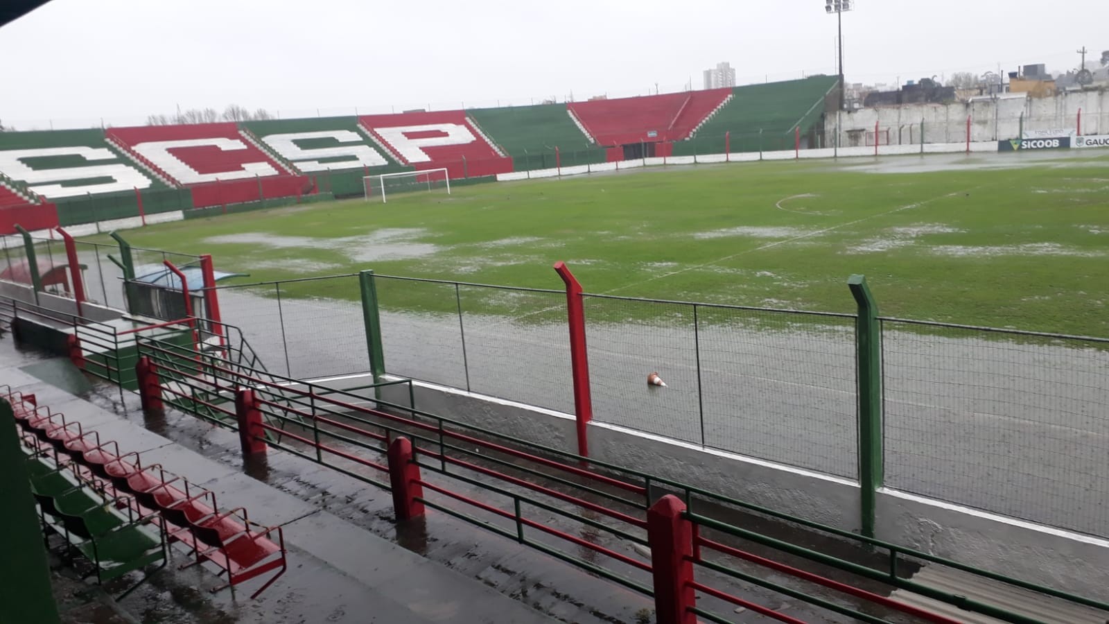 Partida entre SC São Paulo e Guarany de Bagé é adiada por conta do mau tempo em Rio Grande