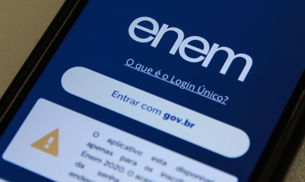 Isentos que não compareceram ao Enem 2020 poderão realizar a prova em janeiro de 2022