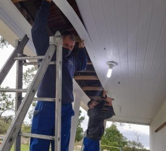 Após estragos causados pelo temporal, SMEd faz manutenção em escolas municipais de Rio Grande
