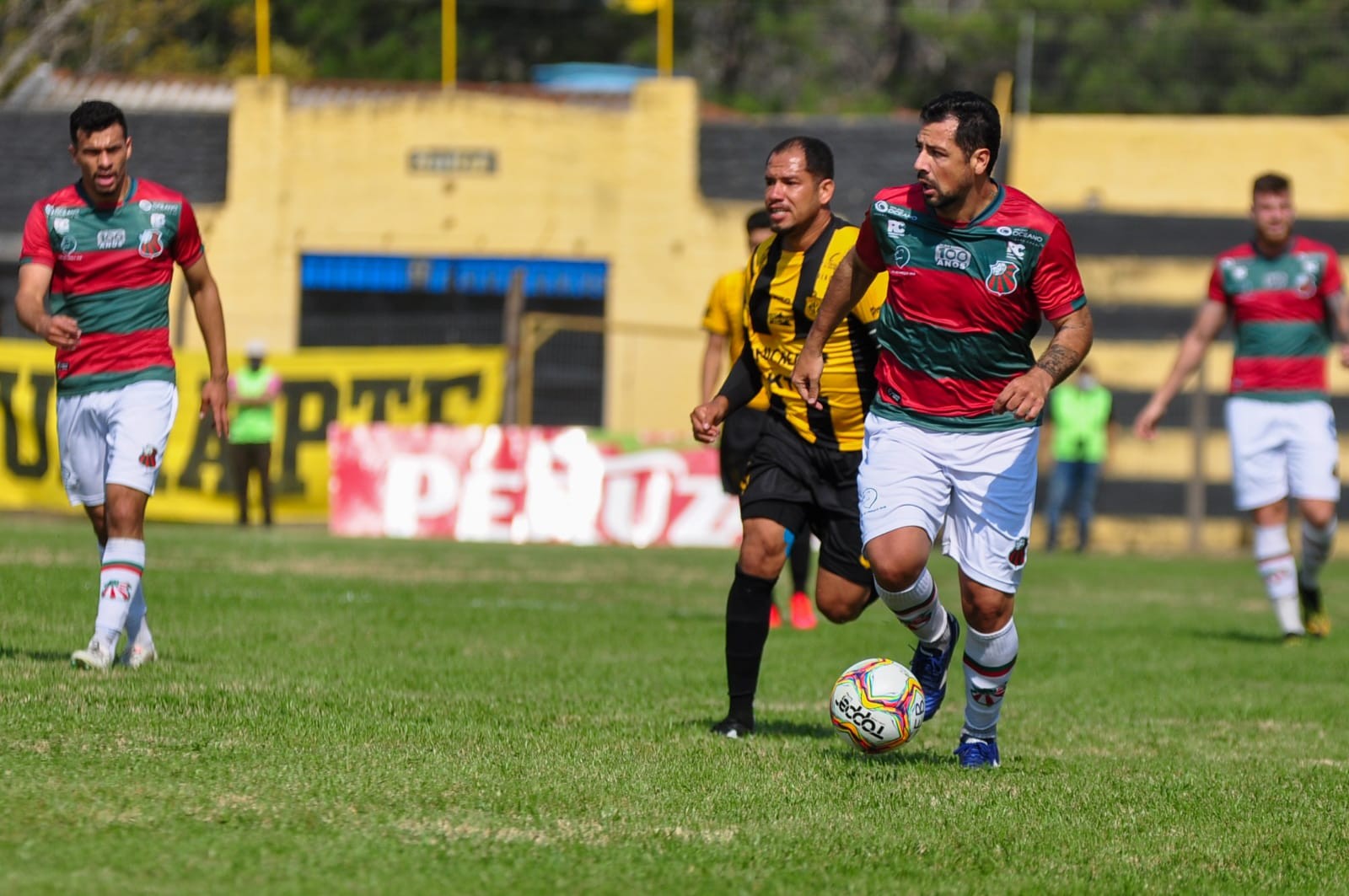 Com gol de falta, SC São Paulo vence o Bagé fora de casa