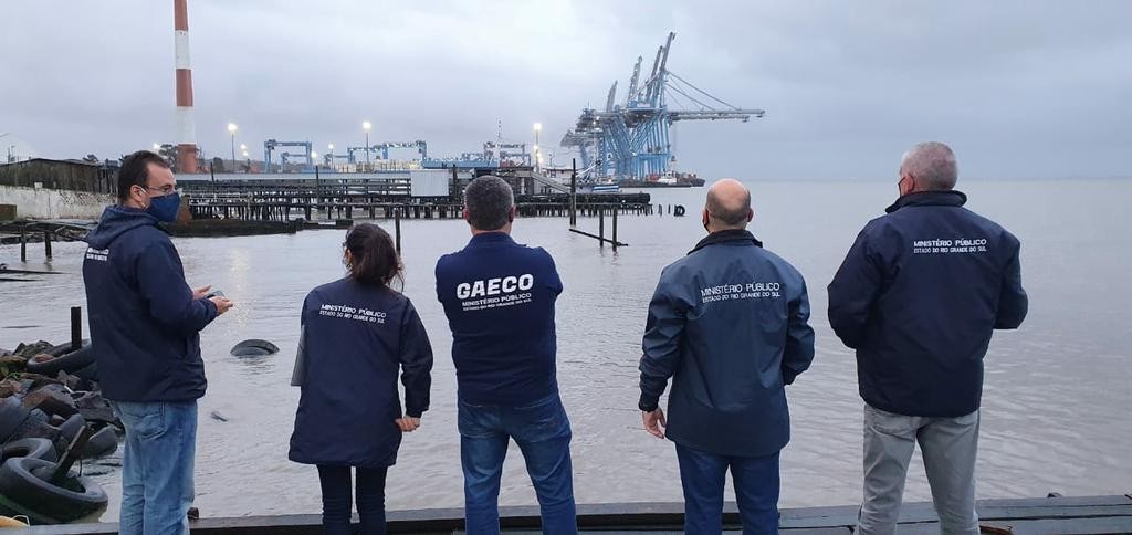 Operação que visa combater a fraude de mais de R$ 30 milhões no setor de pescados foi deflagrada em Rio Grande nesta quinta-feira (26)