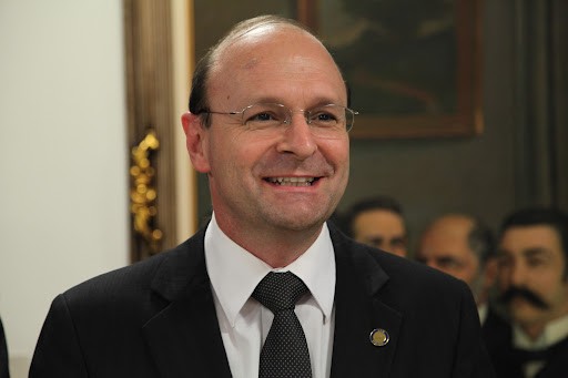 Prefeito de Cachoeirinha/RS, Miki Breier (PSB), é afastado do cargo após MP cumprir mandados por desvio de dinheiro público