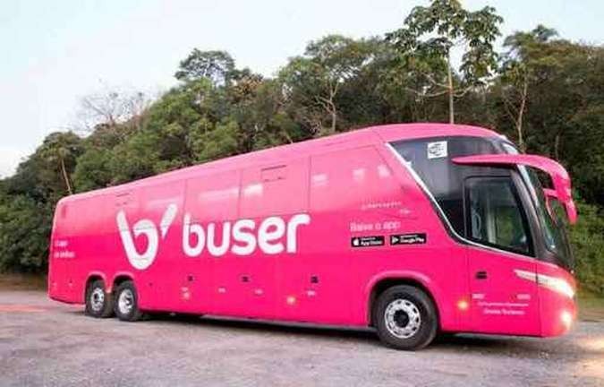 Daer apreende ônibus a serviço da Buser, em Rio Grande, na primeira semana de operação em linhas intermunicipais