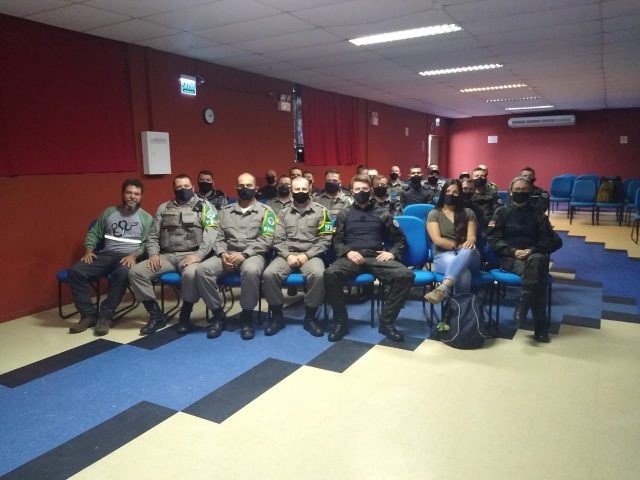 Guarda Municipal participa de curso de identificação e primeiros atendimentos por acidentes com serpentes do RS