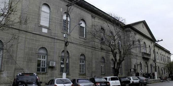 Santa Casa terá convênio para oferecer mutirão de cirurgias e consultas de catarata