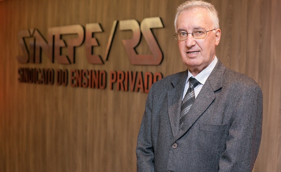 Morre, aos 80 anos, o ex-diretor do Colégio Marista São Francisco, Ir. João Olide Costenaro, vítima da Covid-19