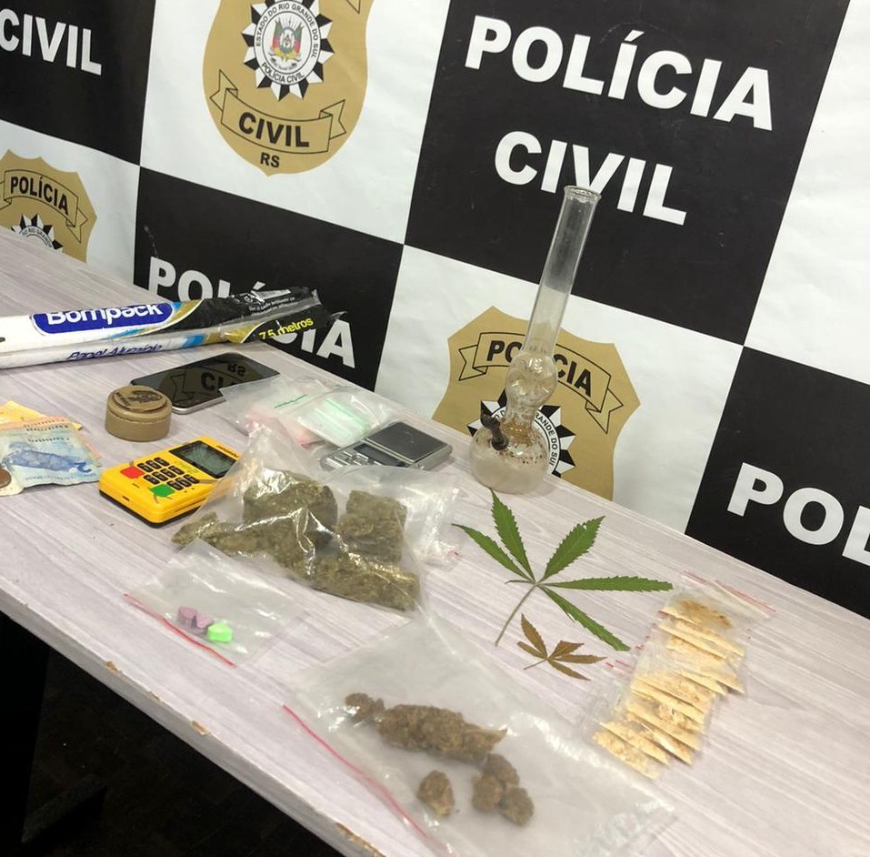 Homem de 20 anos é preso no Cassino, em Rio Grande, por tráfico de drogas