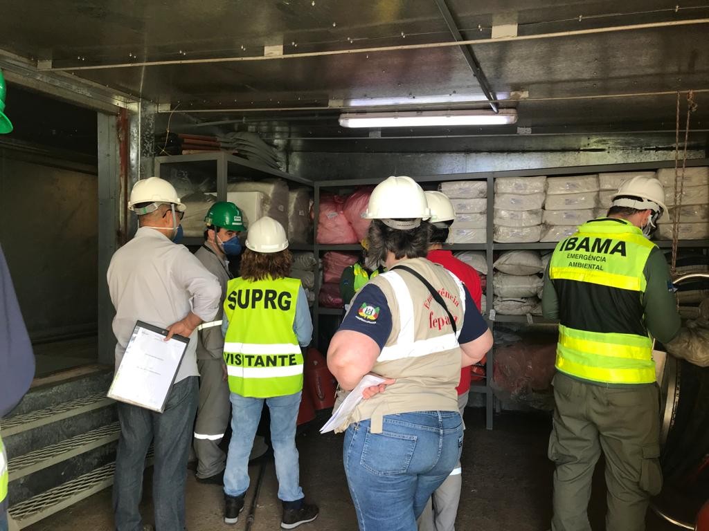 Ibama e Fepam vistoriam terminais do Complexo Portuário de Rio Grande