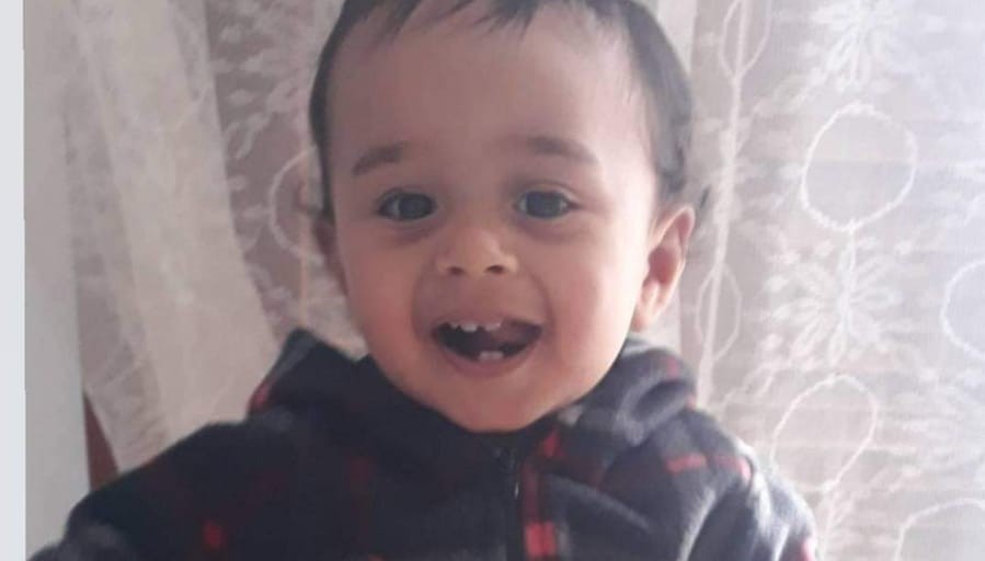Bebê rio-grandino precisa passar por cirurgia de urgência e família conta com apoio da comunidade