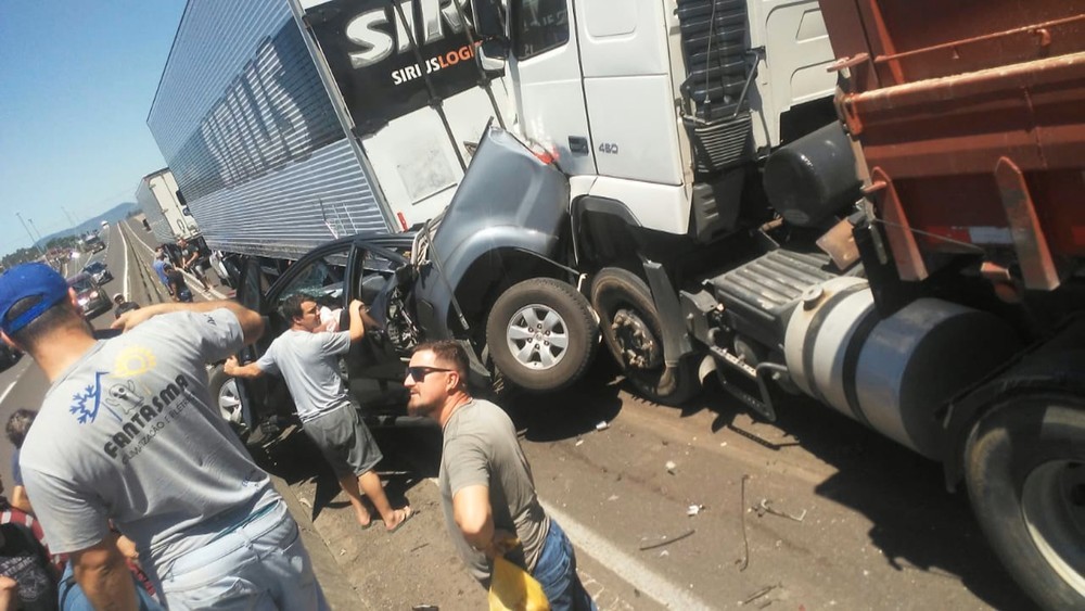 Prefeito de Arroio do Sal sofre acidente na BR-101 