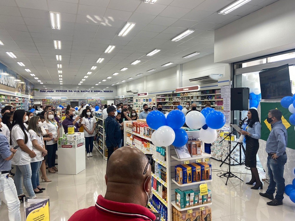 Rede de farmácias inaugura mais uma filial no Cassino, em Rio Grande