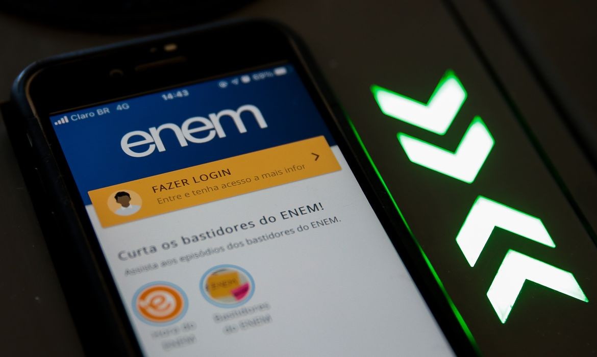 Prazo para solicitar reaplicação do Enem termina nesta sexta-feira (3)