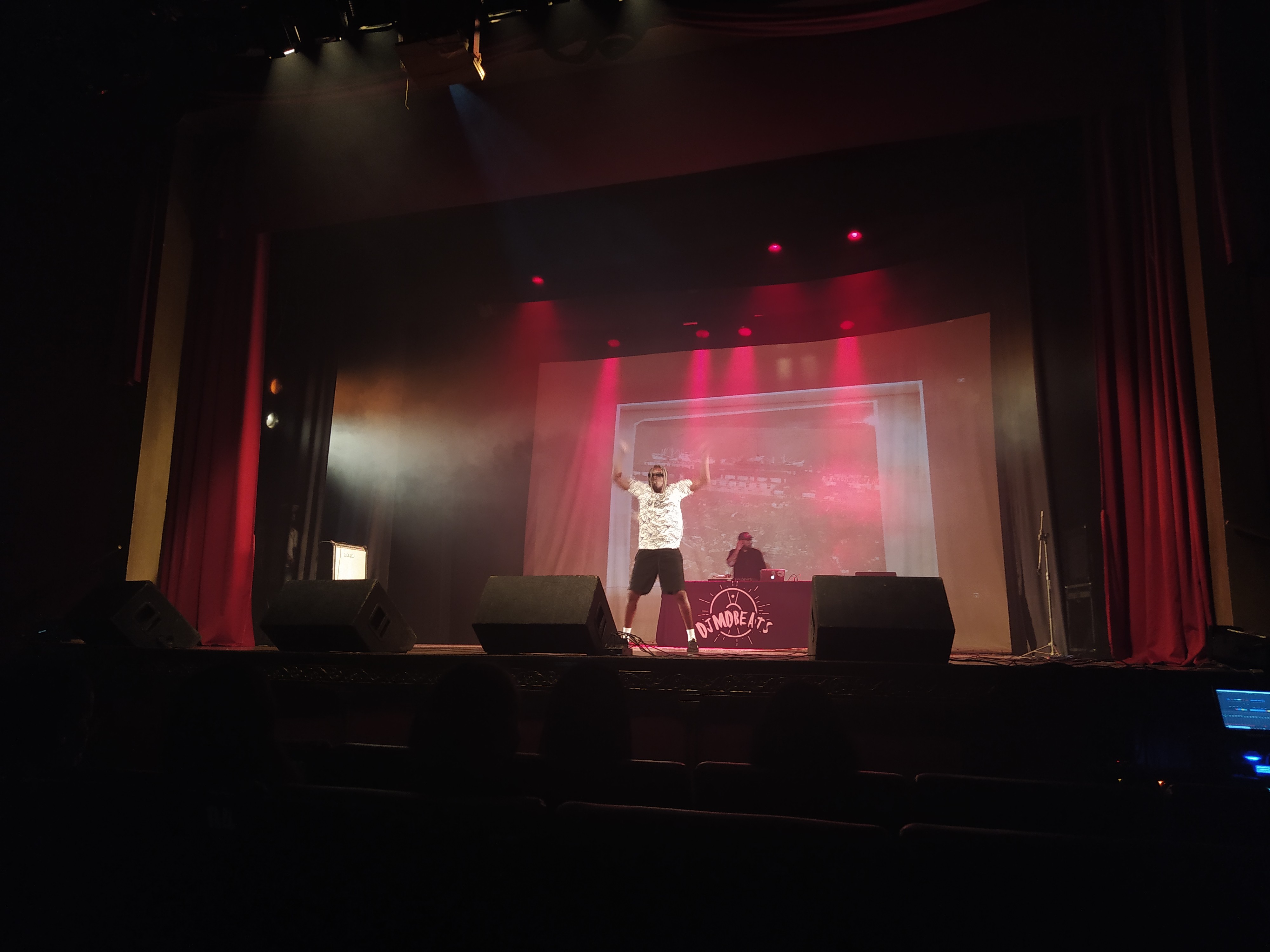 BGV comemora aniversário de 108 anos com show no Teatro Municipal 