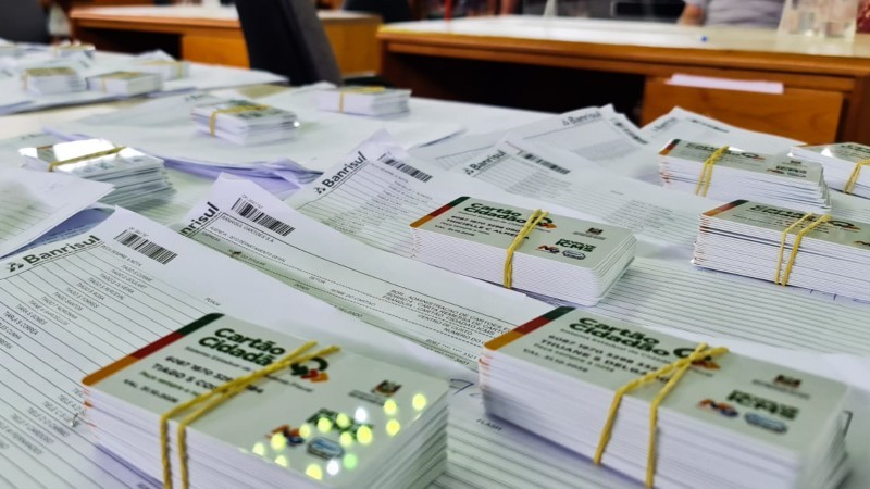 Apenas 56% dos beneficiários retiraram o cartão que possibilita o acesso ao Devolve ICMS 