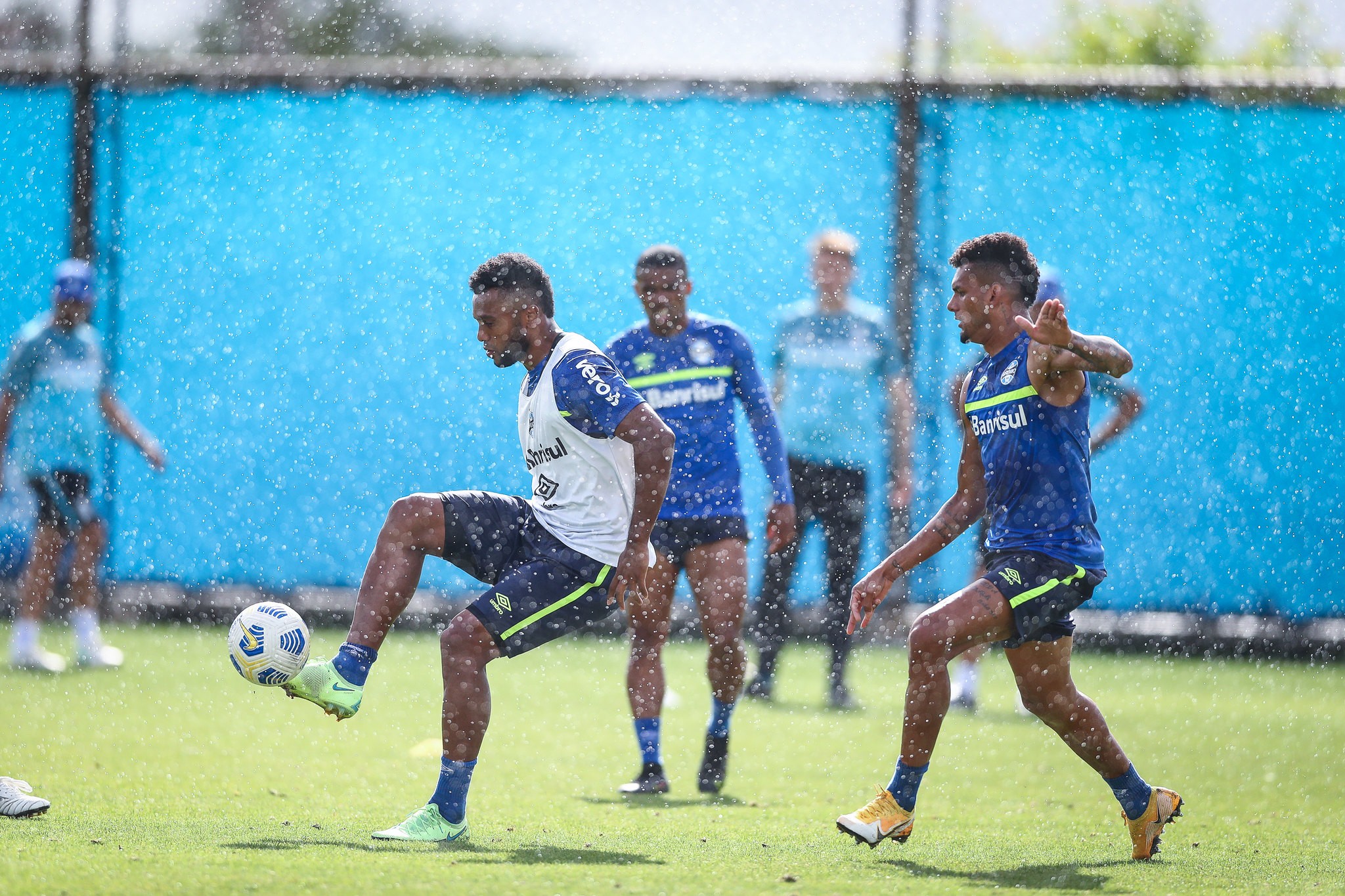 Grêmio busca na quinta-feira (9) a permanência na Série A do Campeonato Brasileiro