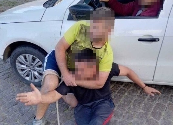 Homem é preso em flagrante por populares após assaltar pedestre no Centro de Rio Grande 