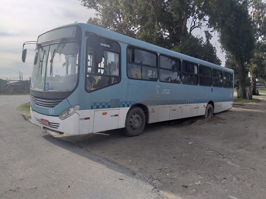 Assaltos na linha Santa Rosa, em Rio Grande, deixam passageiros e funcionários do transporte coletivo assustados