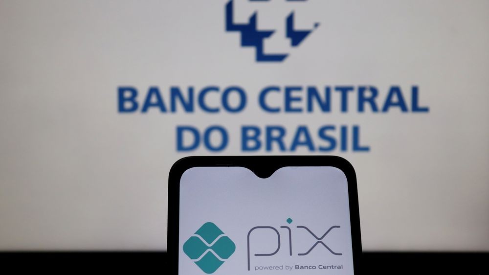 Limites de horários noturnos para transferências do Pix foram alterados nesta segunda-feira (22)