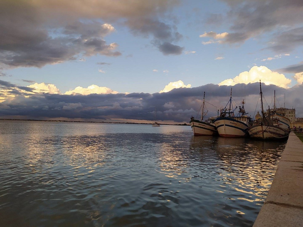 Pesca predatória tem grande impacto nas safras de corvina e camarão, aponta presidente da Colônia Z1