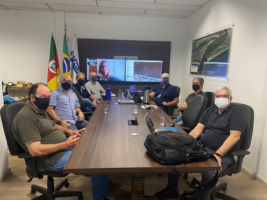 Furg e Portos RS firmam parceria para recuperação do Cais do Porto Velho