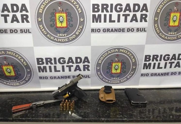 Homem de 27 anos é preso por porte ilegal de arma de fogo no Balneário Cassino