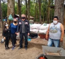 Prefeitura realiza entrega de cestas básicas à indígenas de Rio Grande 