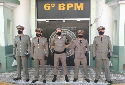 Após formatura, sargentos do 6º BPM são promovidos ao posto de Tenente