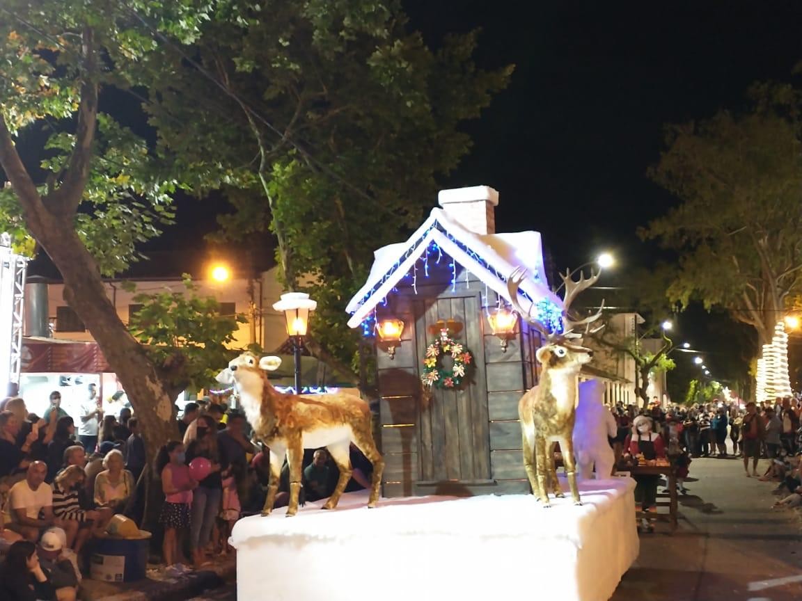 Desfile Luzes de Natal, no Balneário Cassino, chega ao seu último dia 