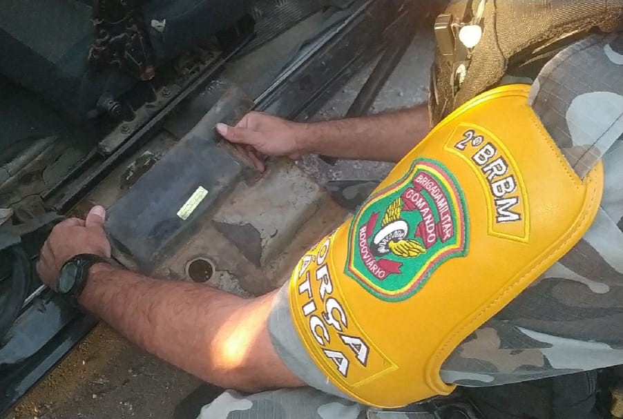PRE prende homem na ERS-734, em Rio Grande, por adulteração veicular