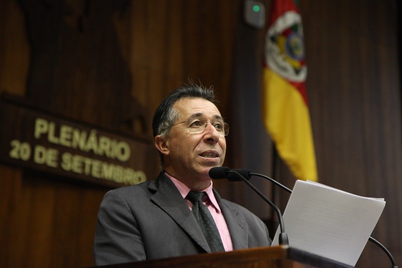 Deputado Valdeci Oliveira assume a Assembleia Legislativa do RS