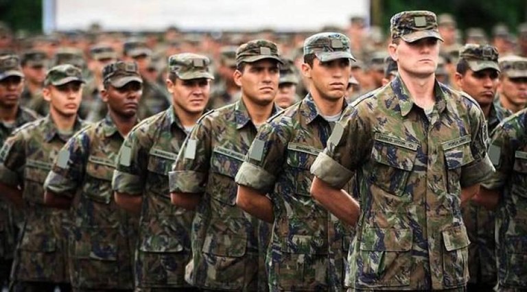 Alistamento militar obrigatório para jovens nascidos em 2004 segue até junho