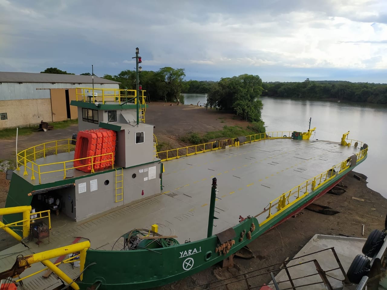 Balsa da Becker novamente apresenta problemas e embarcação é encaminhada para manutenção