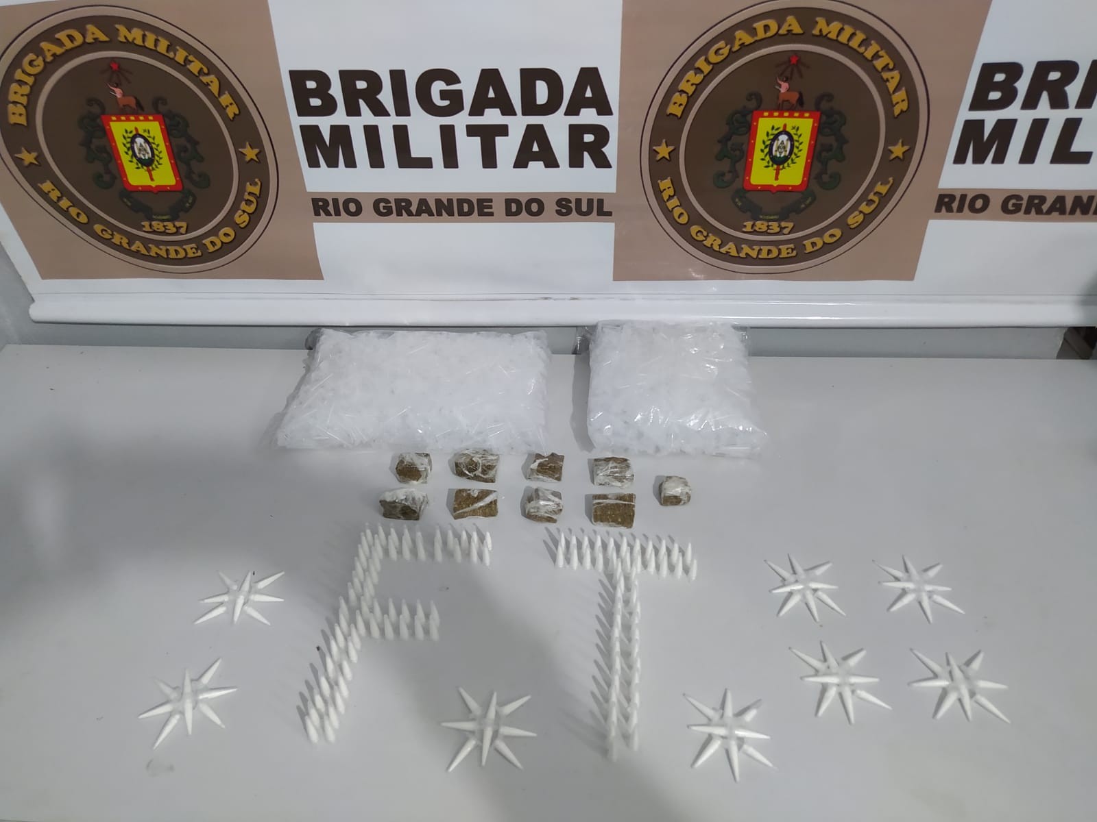 Homem é preso por tráfico de drogas no bairro São Miguel, em Rio Grande